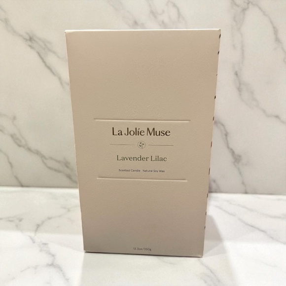 La Jolie Muse Lavender Lilac Candle | 12.3 oz Luxury Soy Wax Candle in Gift Box - Picture 1 of 2